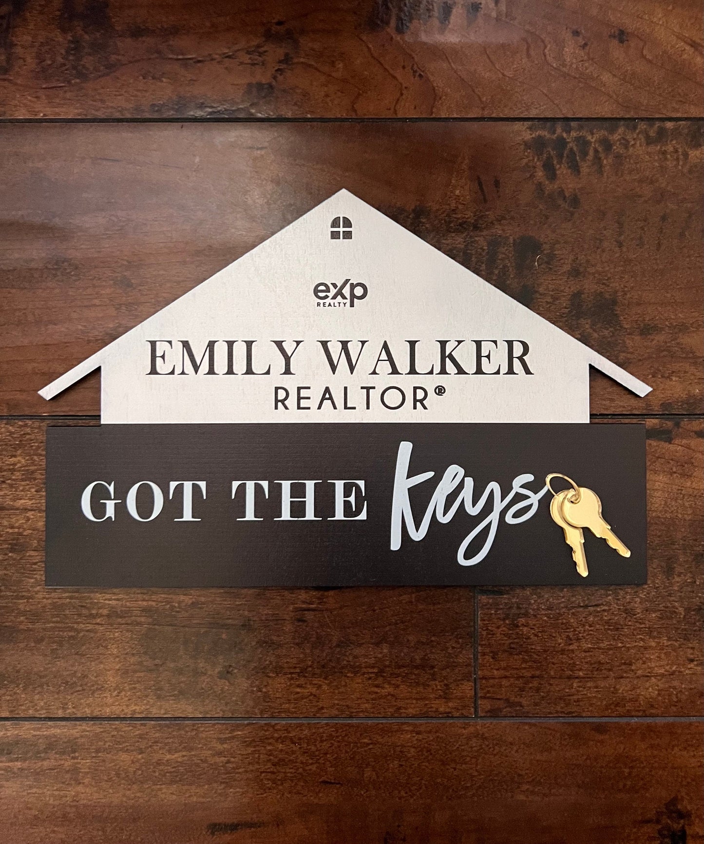 Real estate house closing sign, got the keys, real estate sign, real estate agent closing sign, fun closing sign, realty sign cute