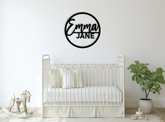 Round name sign, First + Middle Name