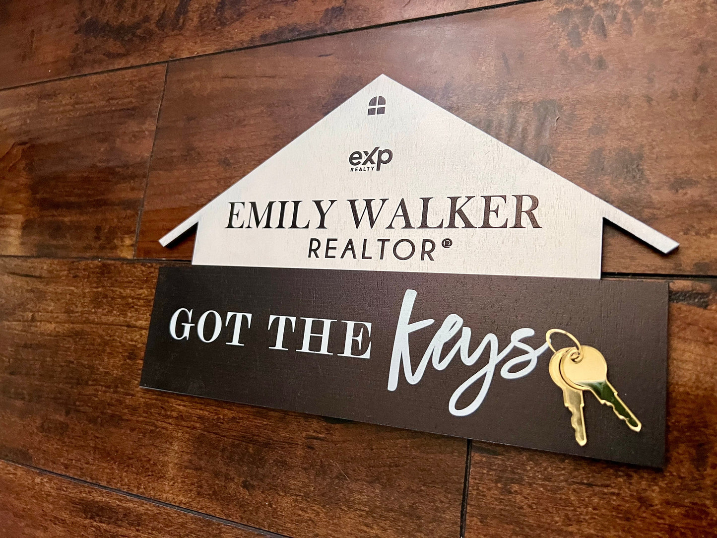 Real estate house closing sign, got the keys, real estate sign, real estate agent closing sign, fun closing sign, realty sign cute