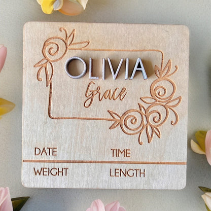 Floral baby name sign, baby announcement plaque for hospital, newborn name sign, baby hospital sign, newborn baby girl name sign