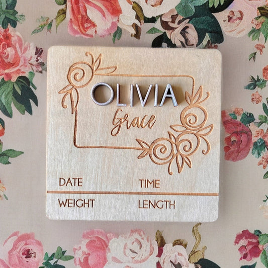Floral baby name sign, baby announcement plaque for hospital, newborn name sign, baby hospital sign, newborn baby girl name sign