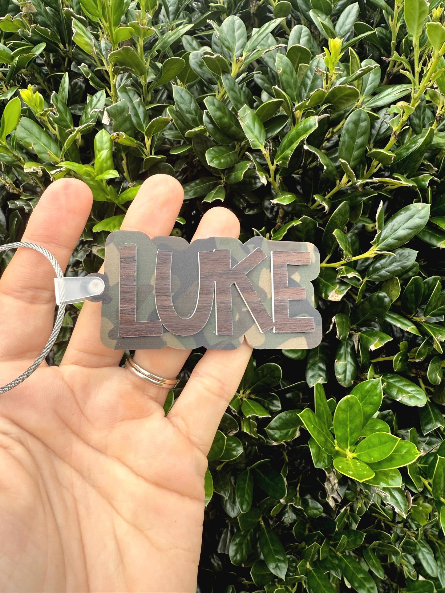 Custom Camo Acrylic Bag Tag with Dark Walnut Name – Personalized Name Tag for Backpacks, Sports Bags, Water Bottles, Gym Bags
