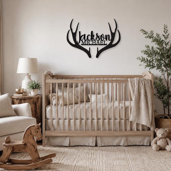 Custom Antlers Name Wood Sign - Live Preview