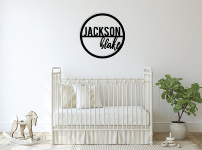 Round name sign, First + Middle Name 2